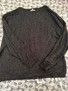 Time and Tru Charcoal Heather Short Sleeve Top